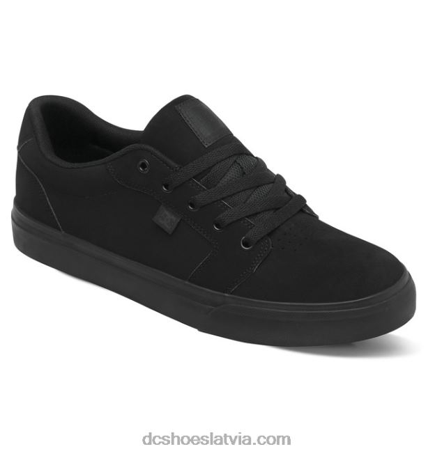 N008N179 vīriešu laktas kurpes melns DC Shoes