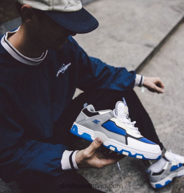 N008N16 vīriešu metriskās shanahan kurpes pelēks/balts/zils DC Shoes
